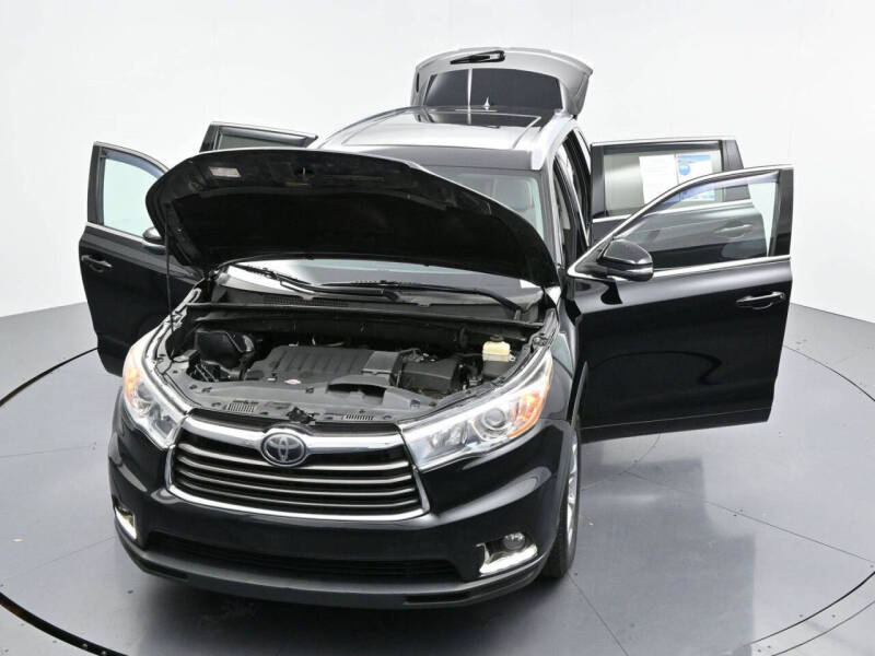 2016 Toyota Highlander Limited Platinum