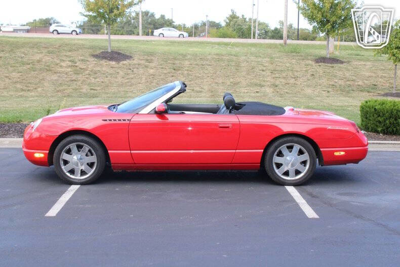 2002 Ford Thunderbird Deluxe