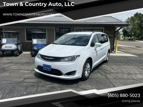 2017 Chrysler Pacifica Touring-L