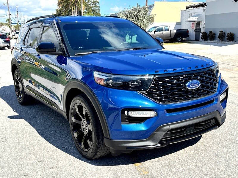 2022 Ford Explorer ST-Line