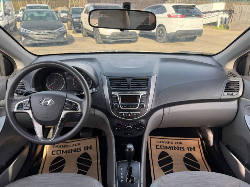 2017 Hyundai Accent Value Edition
