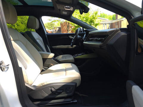 2023 Audi Q4 e-tron quattro Premium 50