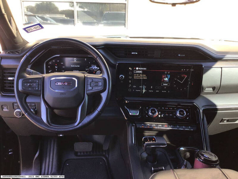 2023 GMC Sierra 1500 AT4X