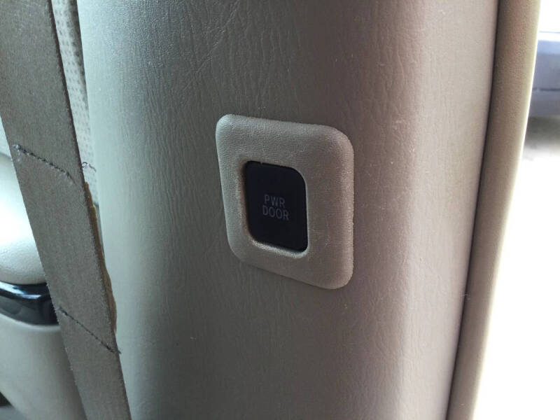 2005 Toyota Sienna
