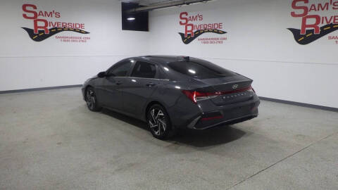 2024 Hyundai Elantra Hybrid Limited