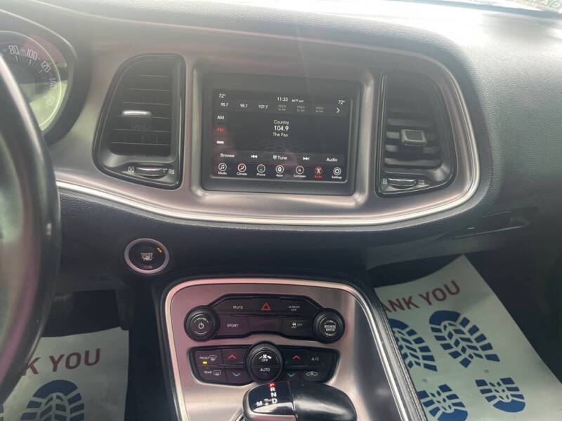 2020 Dodge Challenger SXT