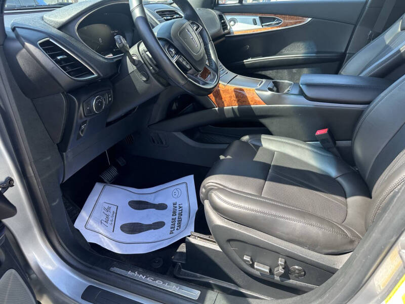 2020 Lincoln Nautilus Reserve