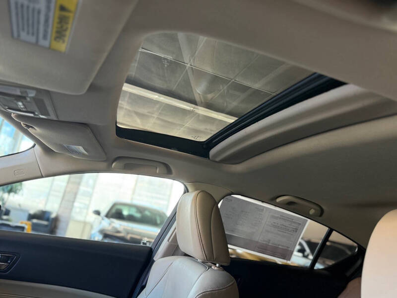 2016 Acura ILX w/Premium