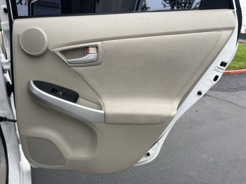 2011 Toyota Prius Three