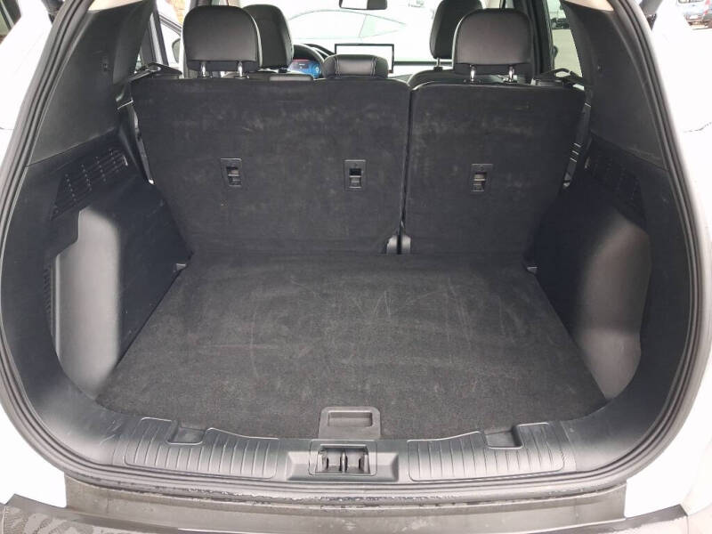 2025 Ford Escape Platinum