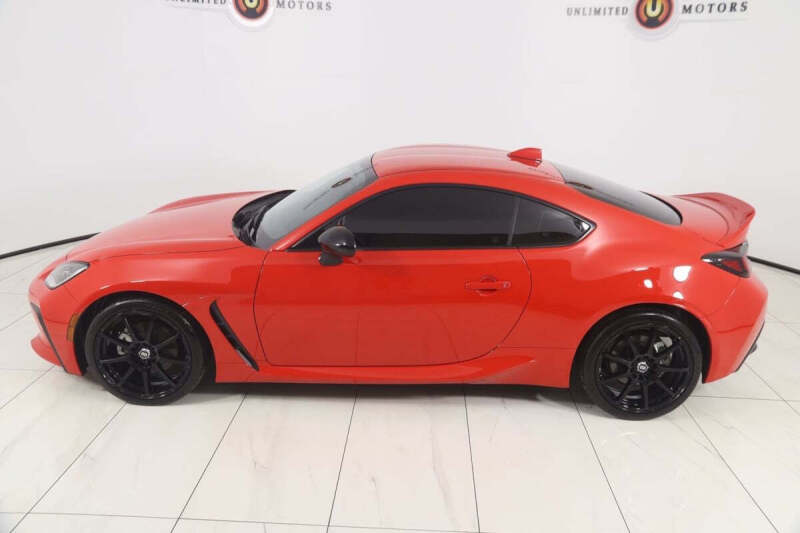 2024 Toyota GR86 Premium