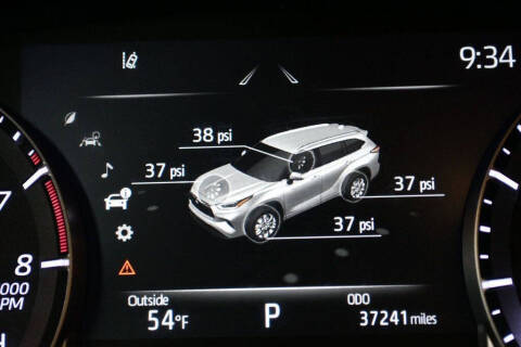 2022 Toyota Highlander Platinum