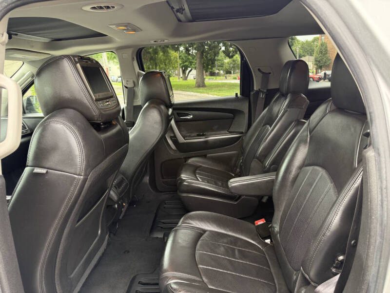 2011 GMC Acadia Denali