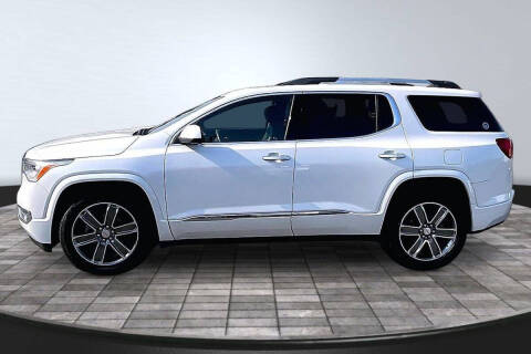 2017 GMC Acadia Denali