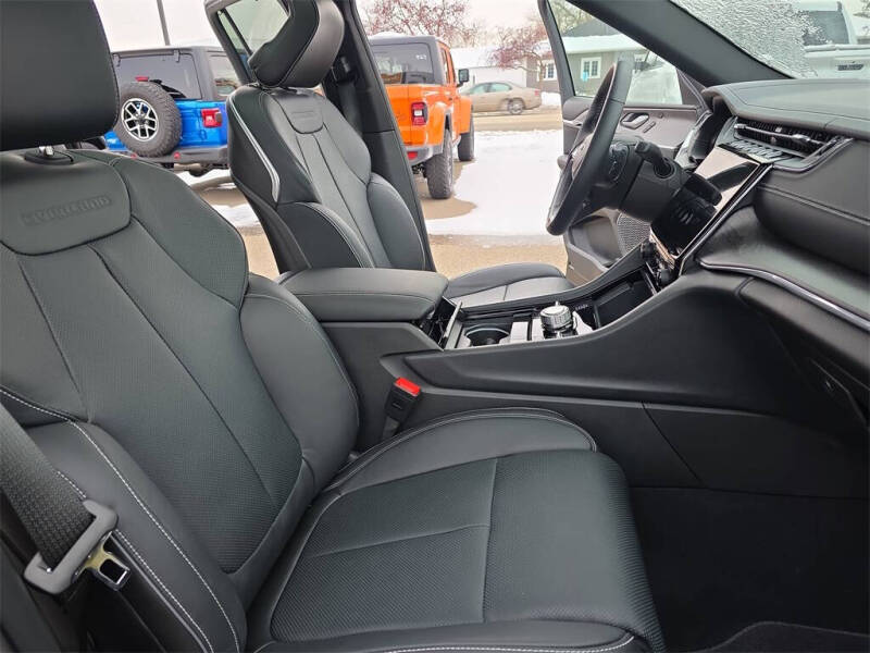 2025 Jeep Grand Cherokee L Overland