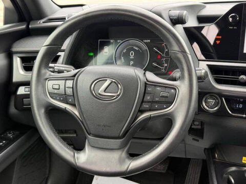 2024 Lexus UX 250h