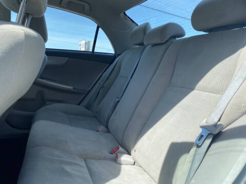 2012 Toyota Corolla LE