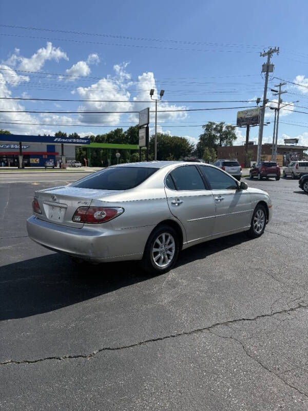 2004 Lexus ES 330