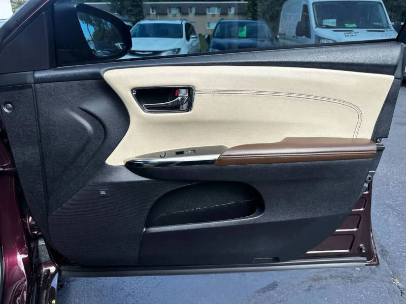 2016 Toyota Avalon Limited