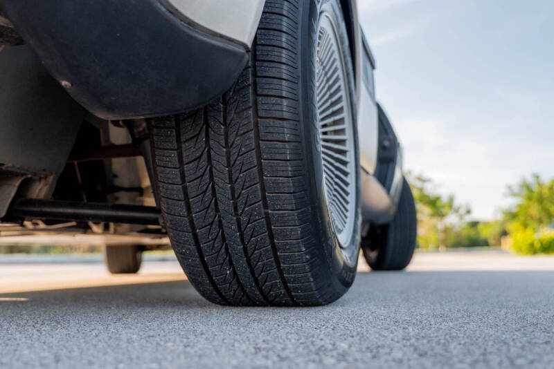 1981 DeLorean DMC-12