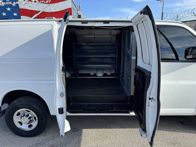 2021 Chevrolet Express 2500