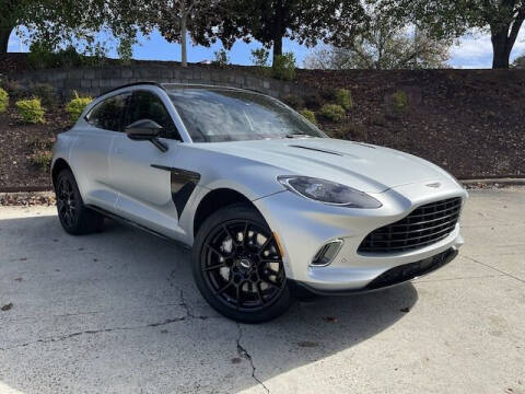2021 Aston Martin DBX