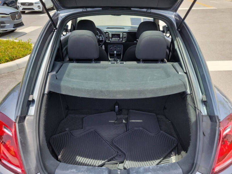 2019 Volkswagen Beetle 2.0T S