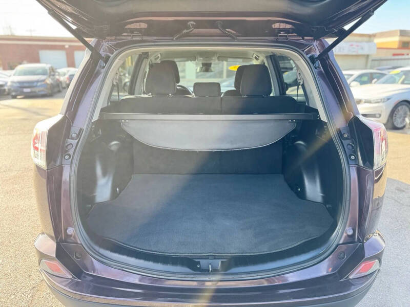 2017 Toyota RAV4 LE
