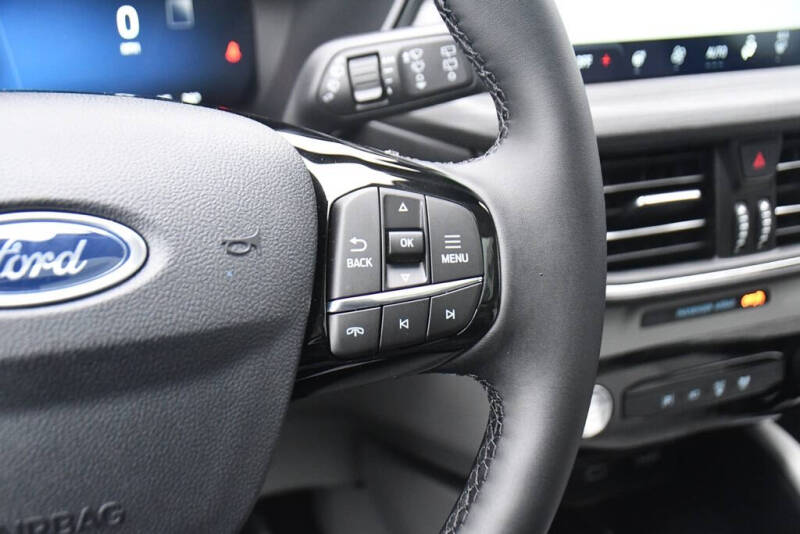 2026 Ford Escape Hybrid Platinum