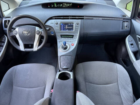 2013 Toyota Prius Two