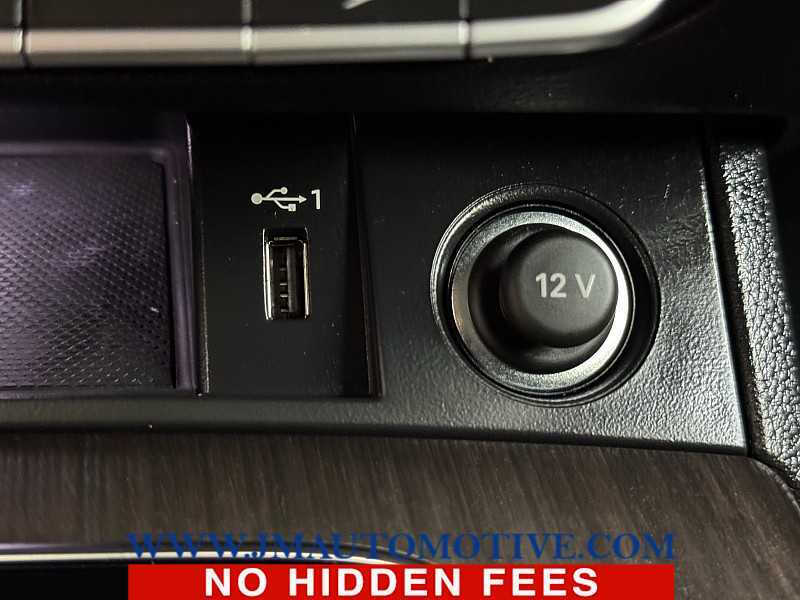 2022 Audi Q5 quattro Premium 40 TFSI