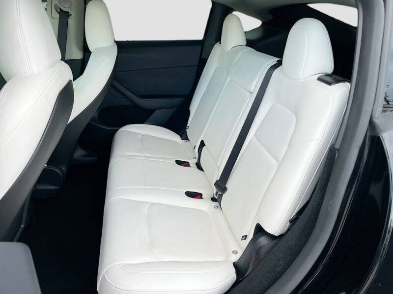 2025 Tesla Model Y Long Range