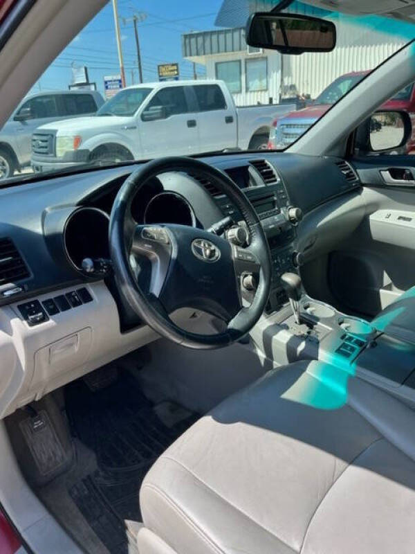 2010 Toyota Highlander SE