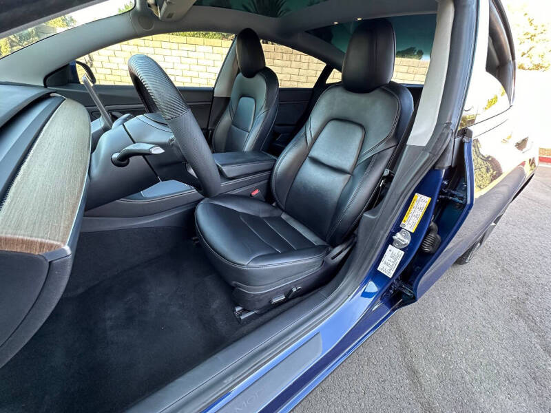 2021 Tesla Model 3 Base photo 16