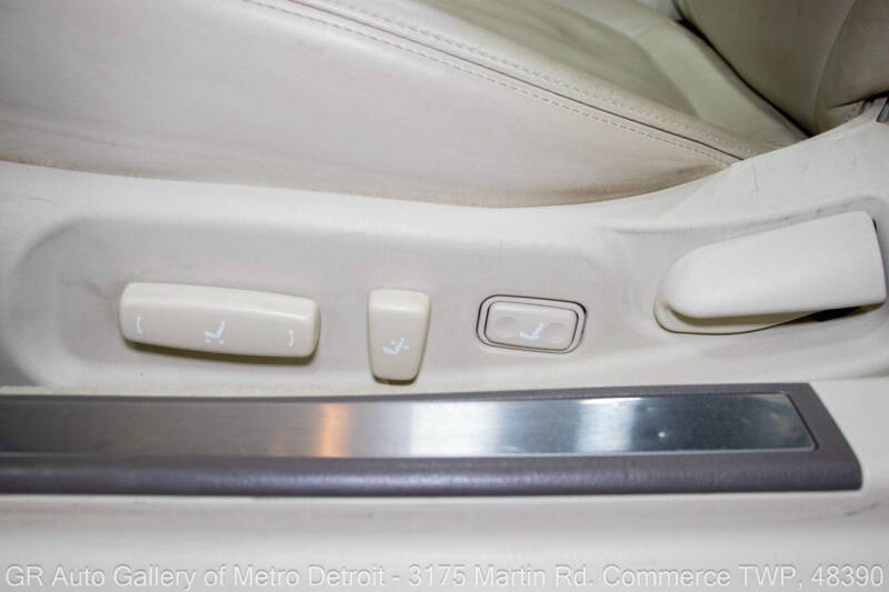 2004 Lexus SC 430
