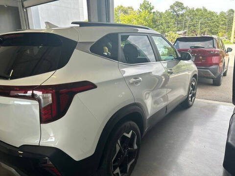 2024 Kia Seltos EX