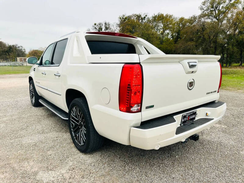 2010 Cadillac Escalade EXT