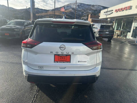 2024 Nissan Rogue SV