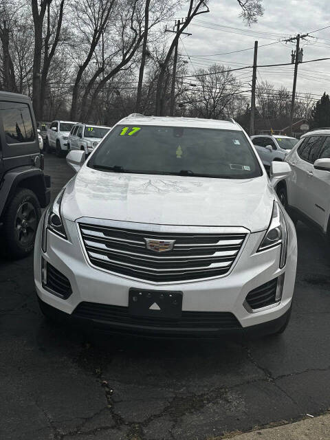 2017 Cadillac XT5 for sale at Kars R Us in Dearborn Heights, MI