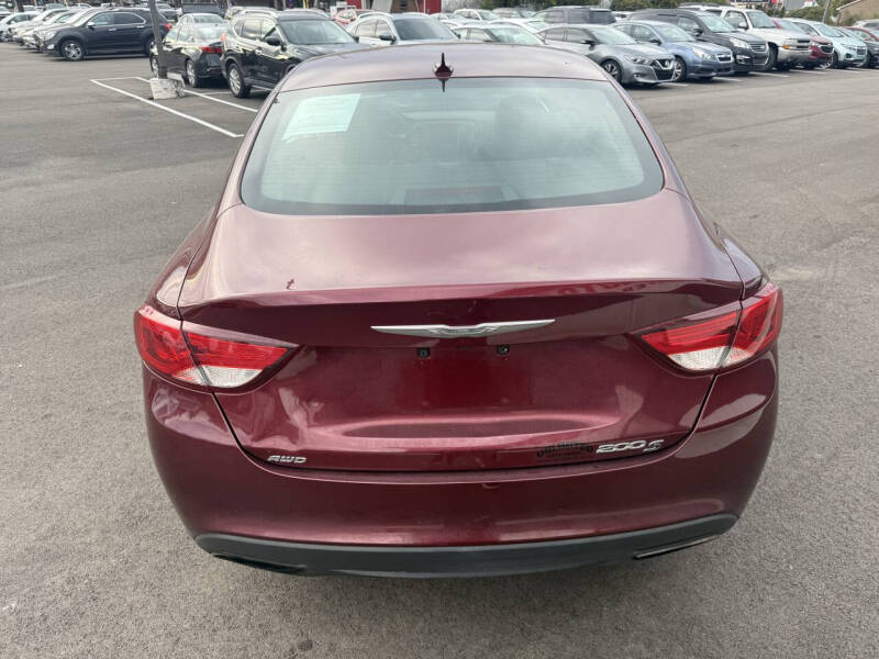 2015 Chrysler 200 S