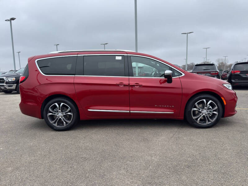 2026 Chrysler Pacifica Pinnacle