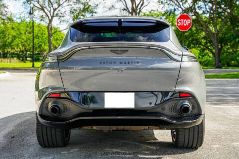 2021 Aston Martin DBX