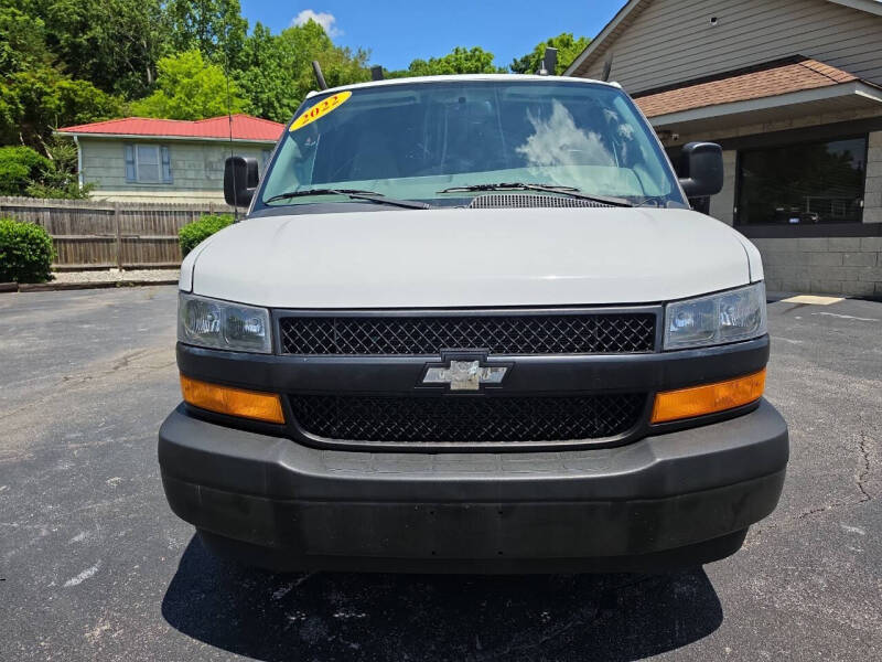 2022 Chevrolet Express 2500