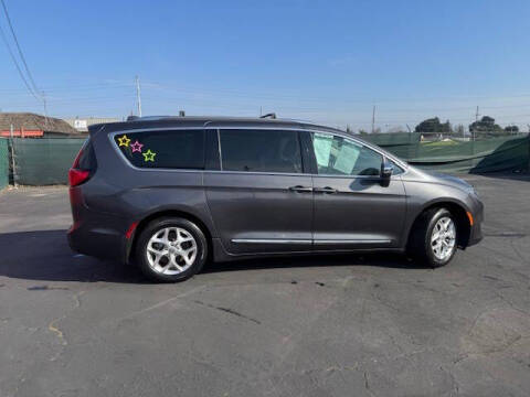 2020 Chrysler Pacifica Limited