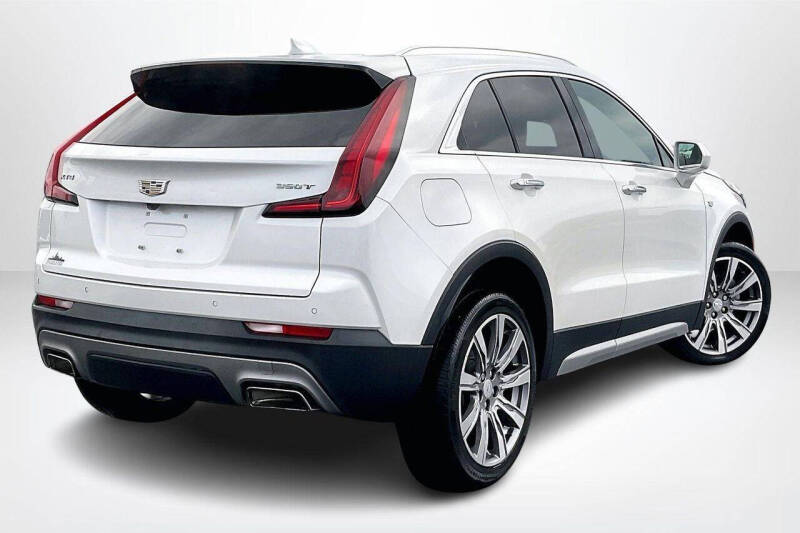 2020 Cadillac XT4 Premium Luxury