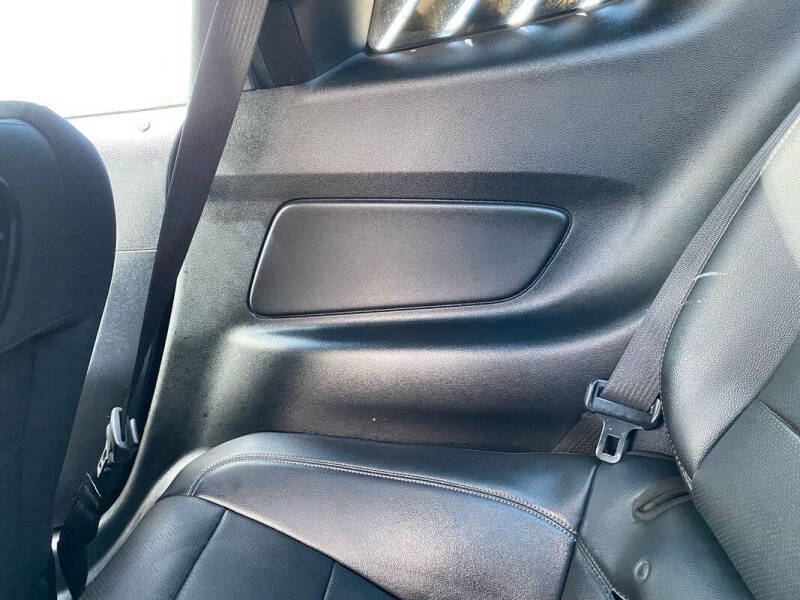2017 Ford Mustang V6