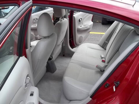 2014 Nissan Versa 1.6 SL