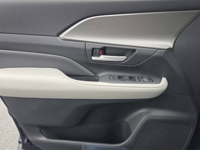 2026 Toyota Grand Highlander Hybrid XLE