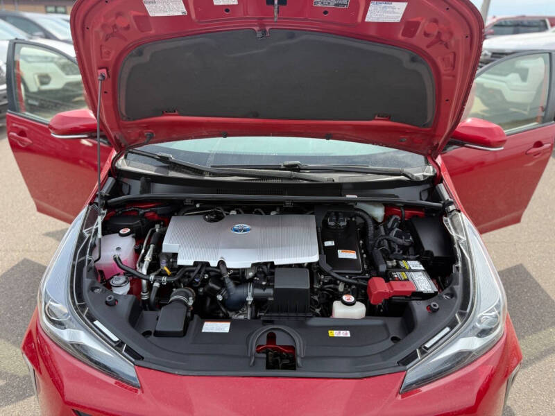 2019 Toyota Prius LE AWD-e
