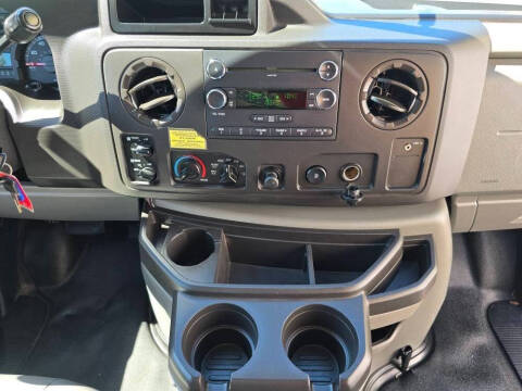 2012 Ford E-Series E-350 SD